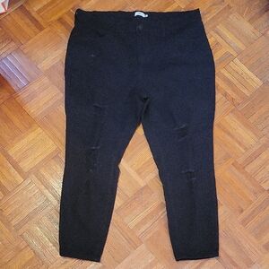 Rue21 Women's Dark Black Distressed Cropped Jeans Size 24